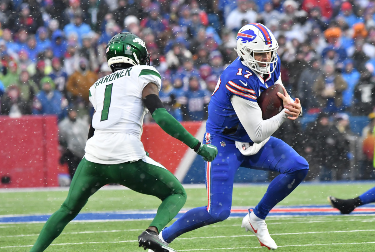 Josh Allen Runs vs Sauce Gardner